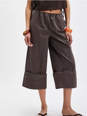Free People Lula Cuff Pants in Chocolate Tort